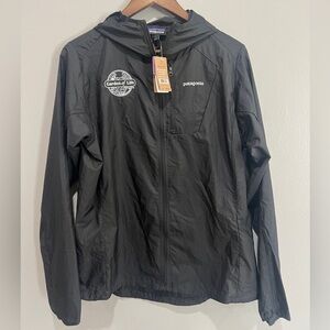 NWT Patagonia Houdini Windbreaker Jacket Garden of Life Logo Black size L